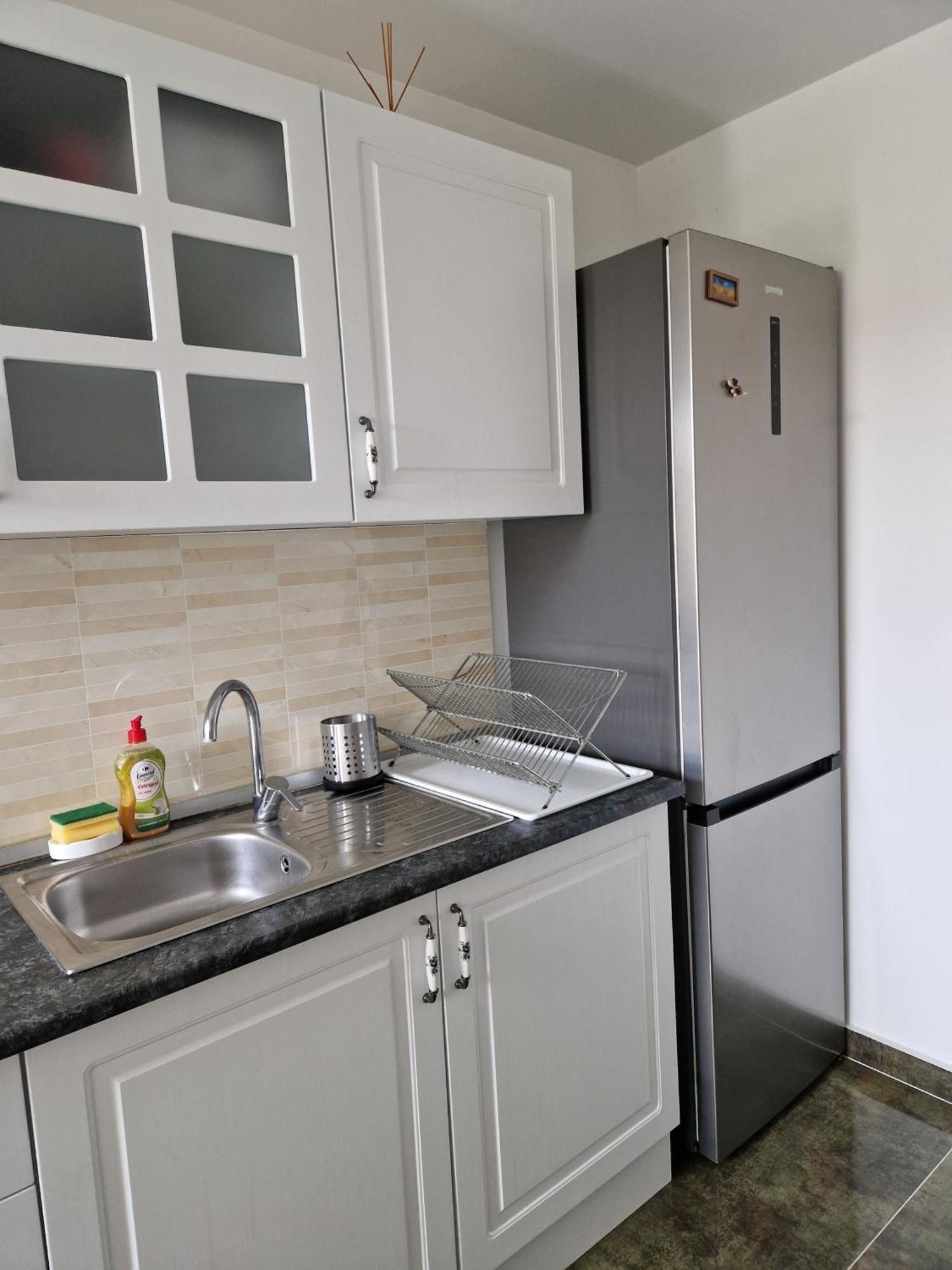 Apartament In Otopeni Exteriör bild