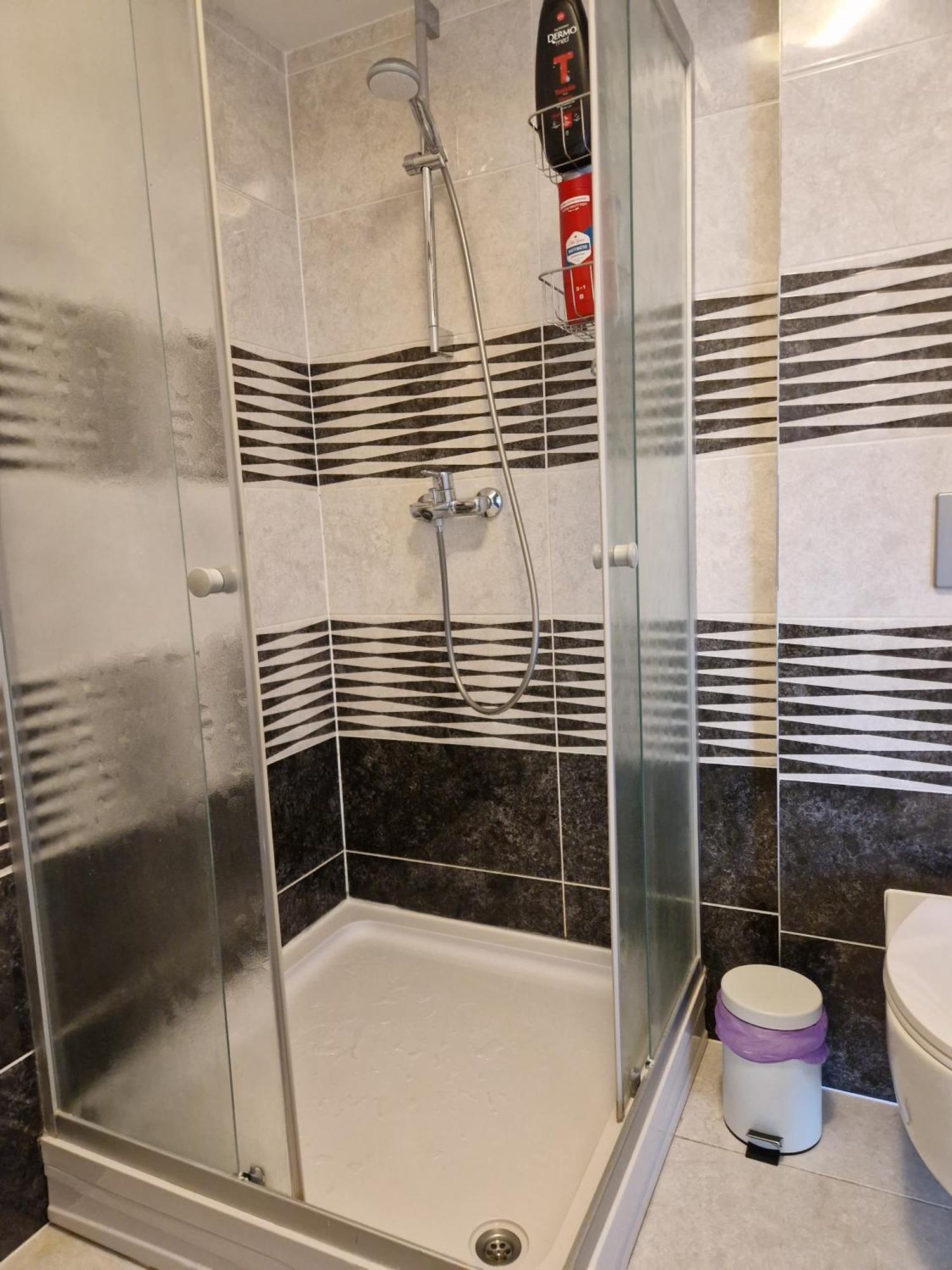 Apartament In Otopeni Exteriör bild